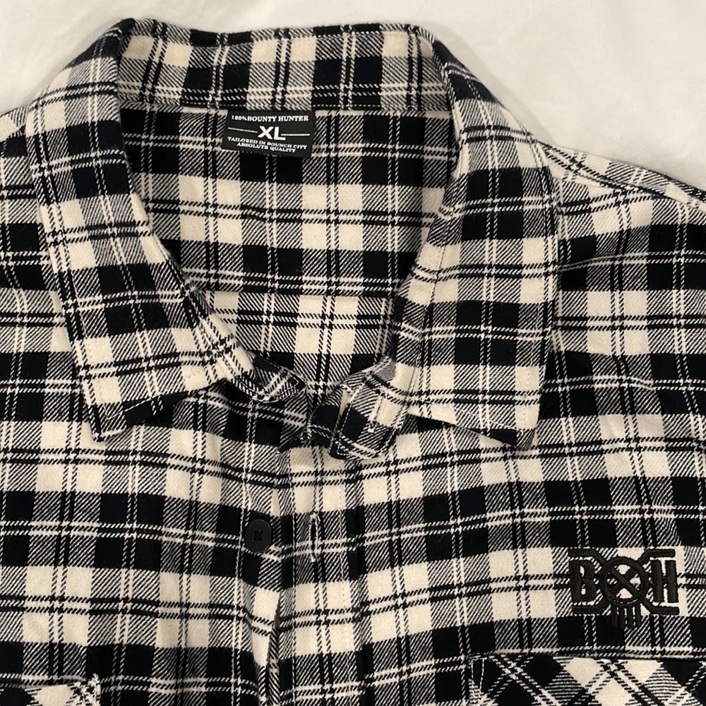 120% Bounty Hunter flannel shirt - Picture 2 of 4